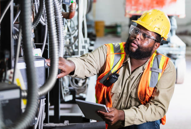 Best Licensed Electrician  in Mayfield, PA
